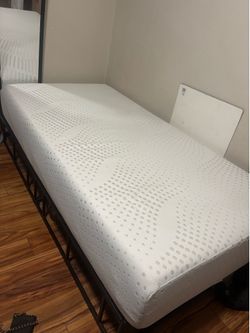 Twin mattress
