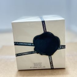 Flowerbomb by VIKTOR & ROLF for WOMEN 1.7 Oz Eau De Parfum Spray