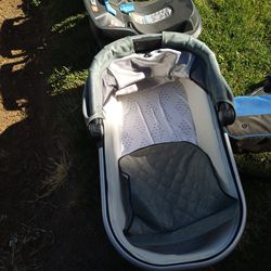 Baby Car Seats And Gear