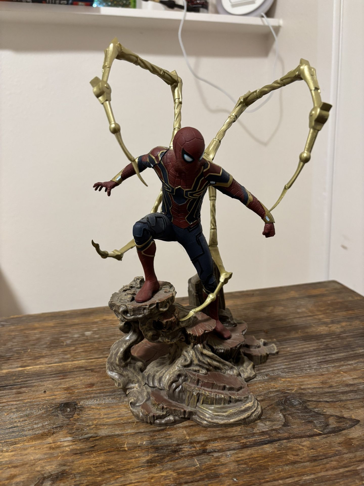 Marvel Premier Collection: Avengers Infinity War Spider-Man