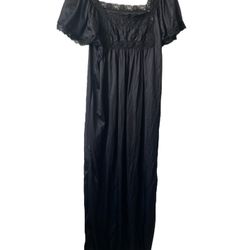 Vintage 1980's Danni New York Women's Black Lace Long Night Gown NWT. Medium This gown is extremely beautiful. Measures Women's Long Night Gown. 20”pi