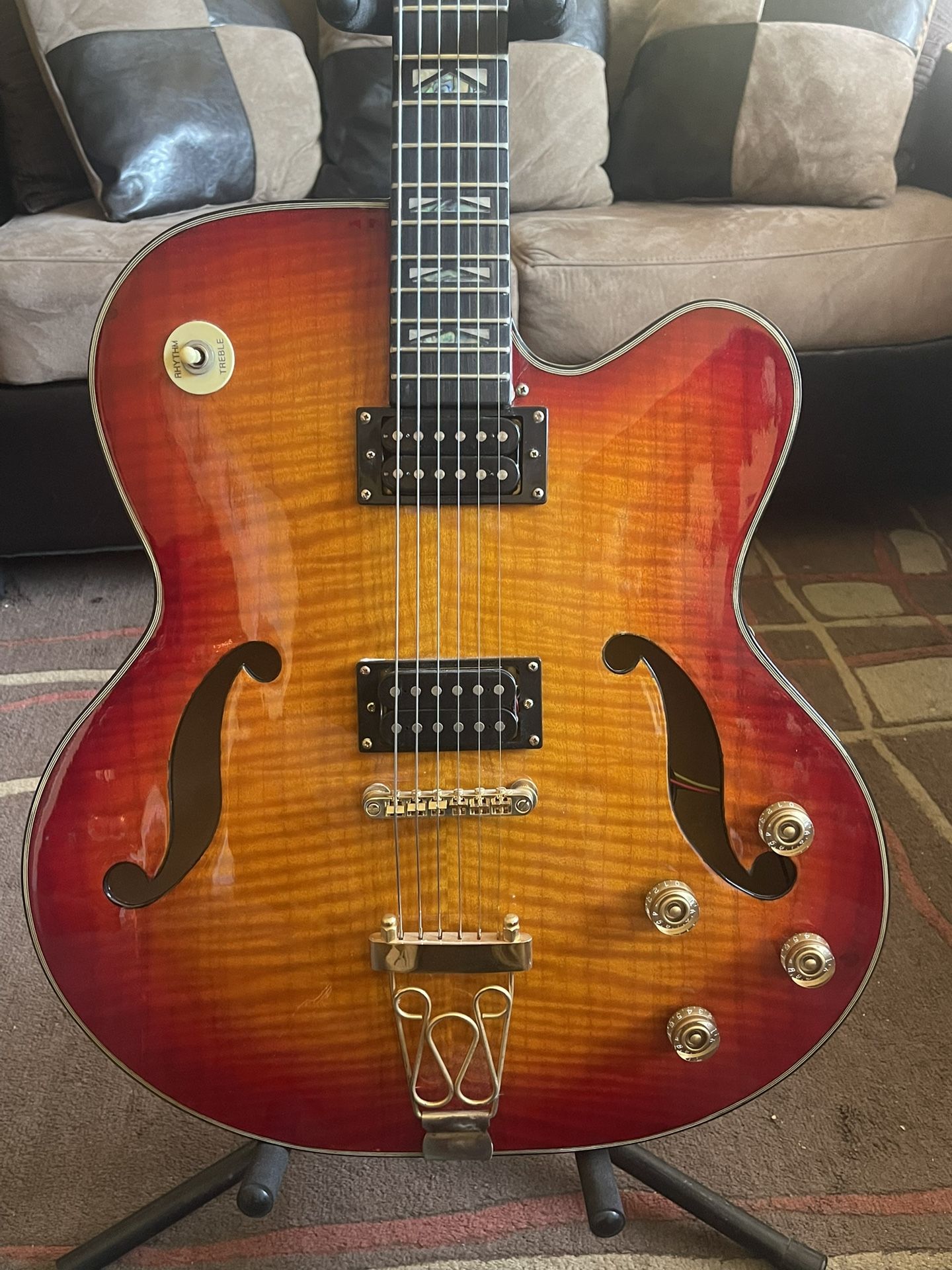 Classic Arch Top Jazz Guitar With Case