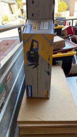 Kobalt 80V 26" Cordless Hedge Trimmer – Battery & Charger Included
