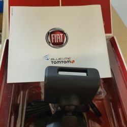 BRAND NEW TOM TOM GPS W/STAND