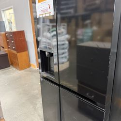 LG Refrigerator 