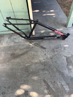 Throne goon block boy 27.5 inch