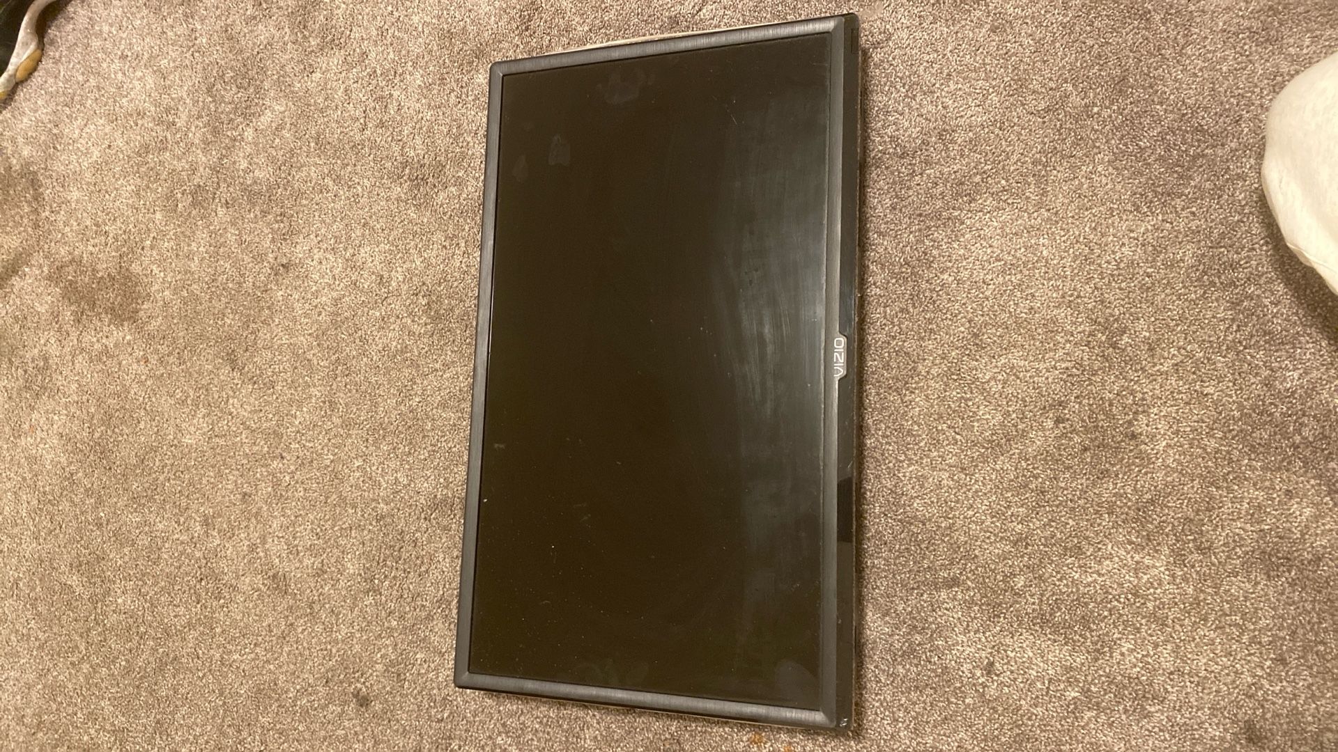 VIZIO Monitor 