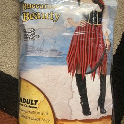  Costume 