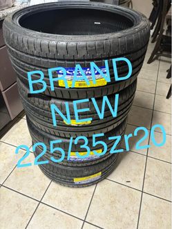 BRAND NEW FULL SE OF TIRES 225/35/r20