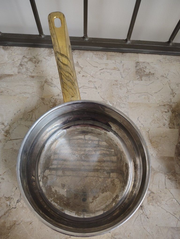 COMMAND PERFORMANCE 1.5 QT POT