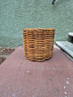 Large Wicker Basket 1 ft +
