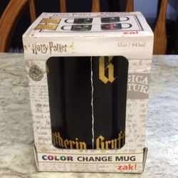 Harry Potter Hogwarts Houses Color Changing Mug Black
