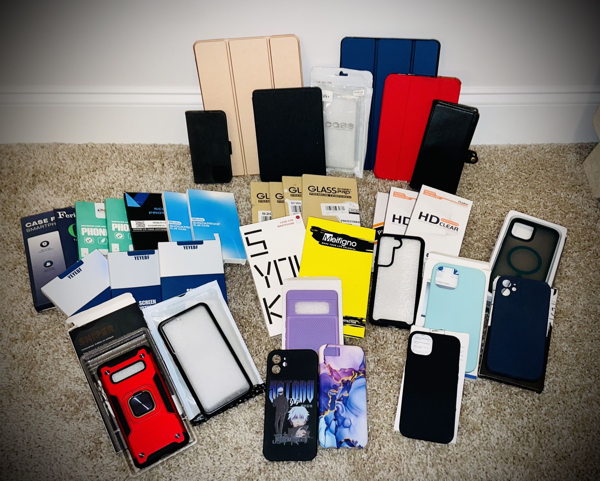 BRAND NEW IN THE BOX Cell Phone Case Lot (32) & iPad Cases (4)