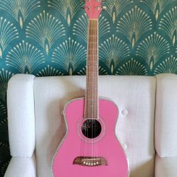 Acoustic Guitar 