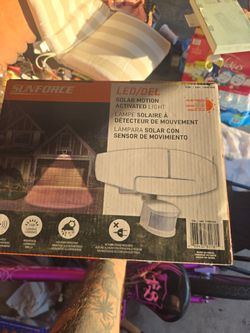 Brand new Sunforce led lights with sensor