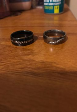 Men’s rings
