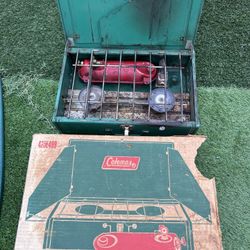 Vintage 1978 Coleman Green Model 425E Dual Two Burner Gas Camp Stove 5/78