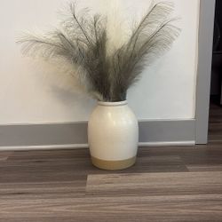 Stoneware vase 