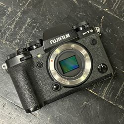 Fujifilm X-T3 great condition (Body only)