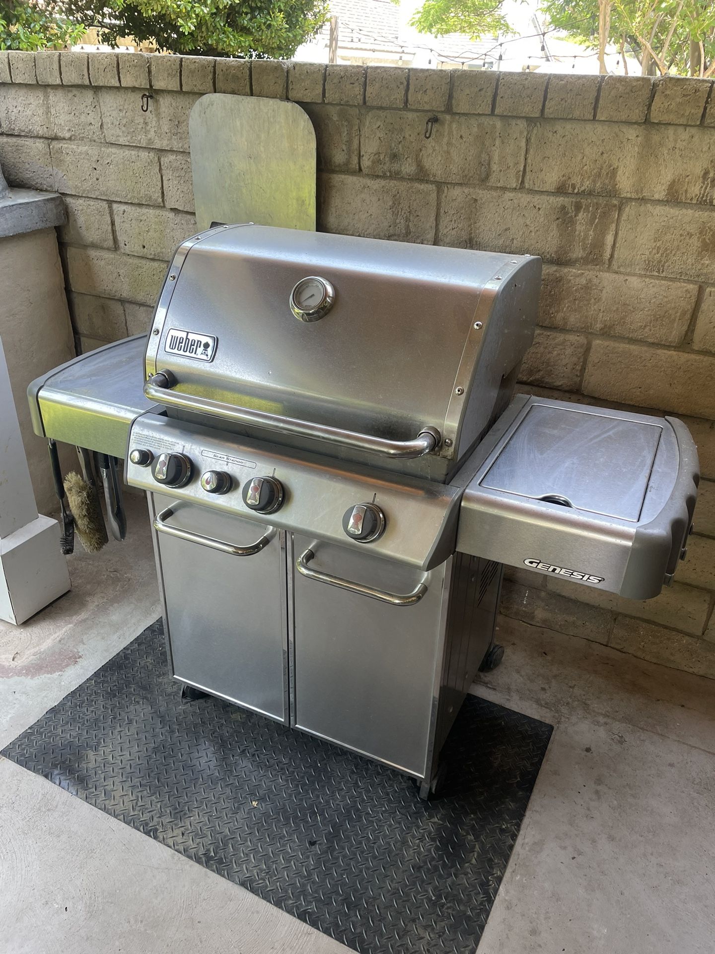 Weber Grill Genesis