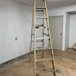 8’ A-Frame Ladder