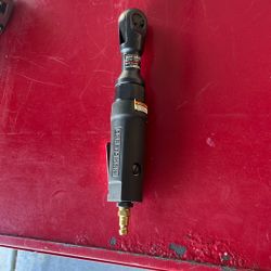 3/8” Air Ratchet Wrench