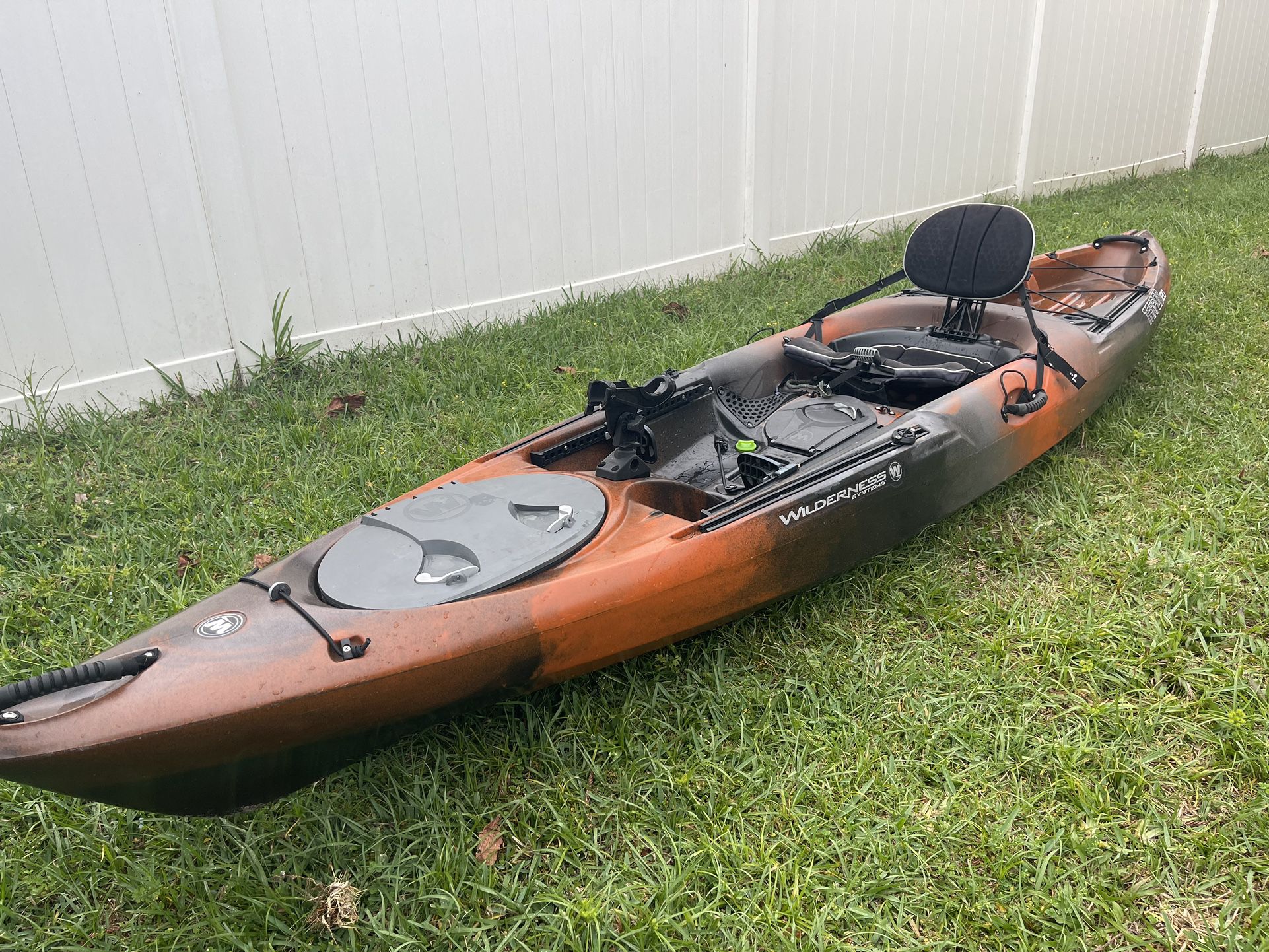 Wilderness Systems Tarpon 120 Sit-On-Top Kayak- Fishing Angler Newer Model - For Sale or Trade
