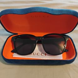Gucci Unisex Square Sunglasses w/ Box & Cloth