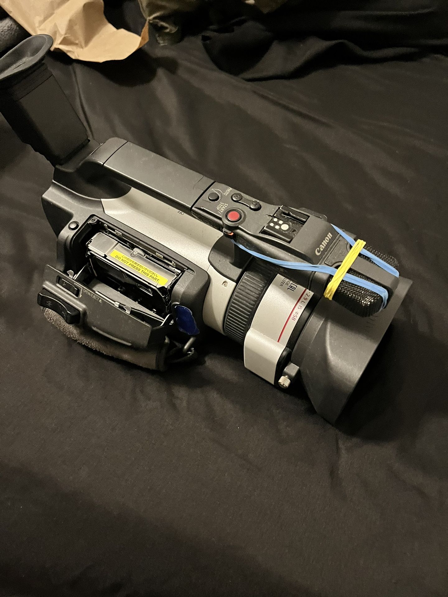 Canon GL2 MiniDV Camcorder
