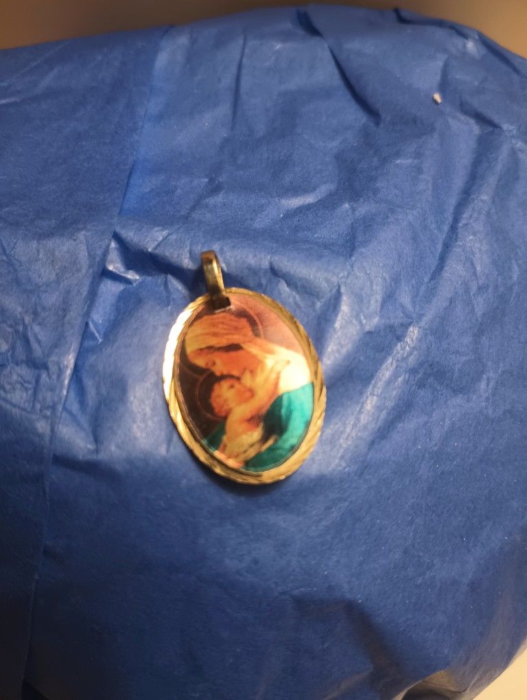 22kt GP Pendant 