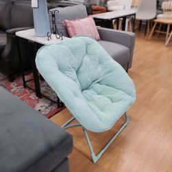 Foldable Dish Chair 30.00 New