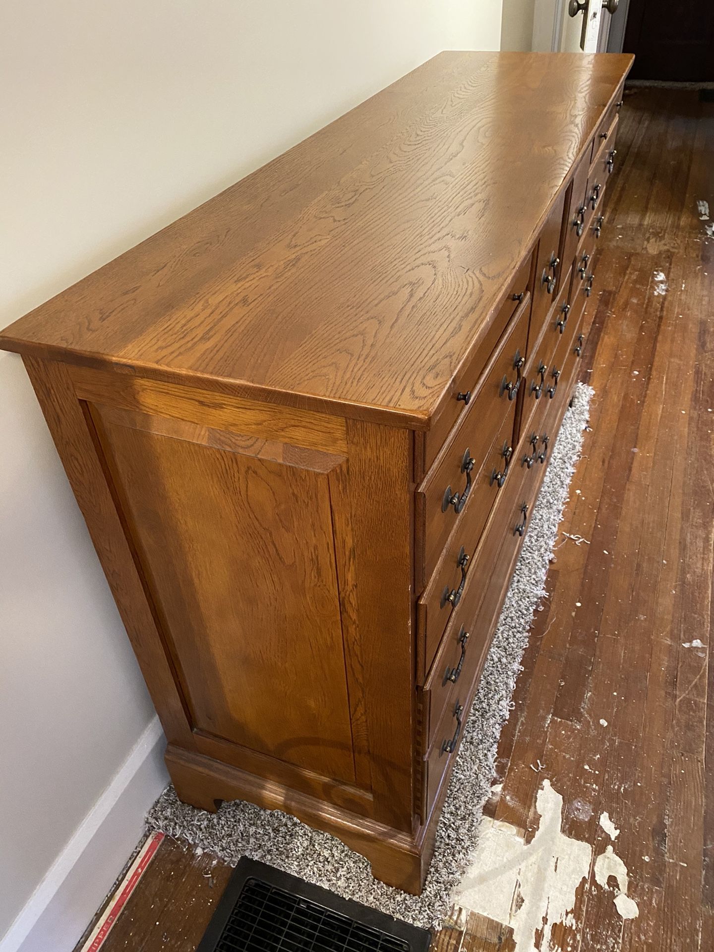 Dresser, Solid Oak, Keller Furniture for Sale in Indianapolis, IN OfferUp