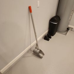 Sand Scoop Traveler