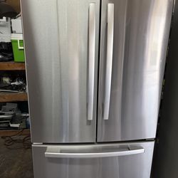 Fridges For sale are Plugged In  free deliver
