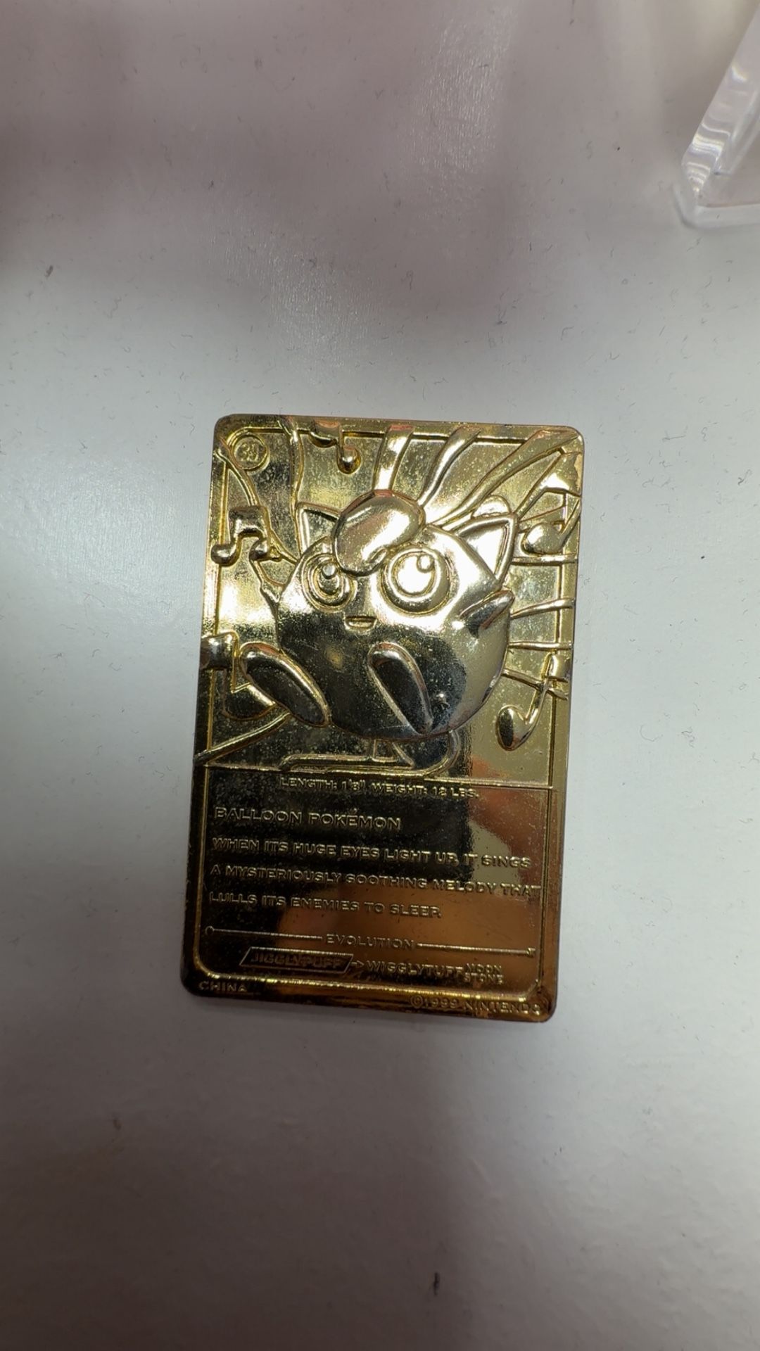 Pokemon Jigglypuff 23K Gold-Plated Trading Card