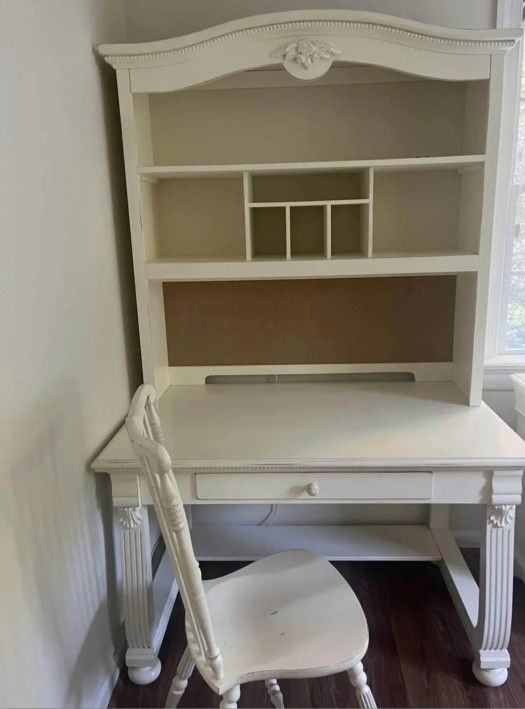 Lexington Lauryn Olivia Bedroom Hutch Desk & Chair French Country Shabby Chic Local Delivery Available...