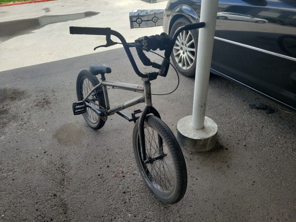 Sunday BMX All Black Asking For 300