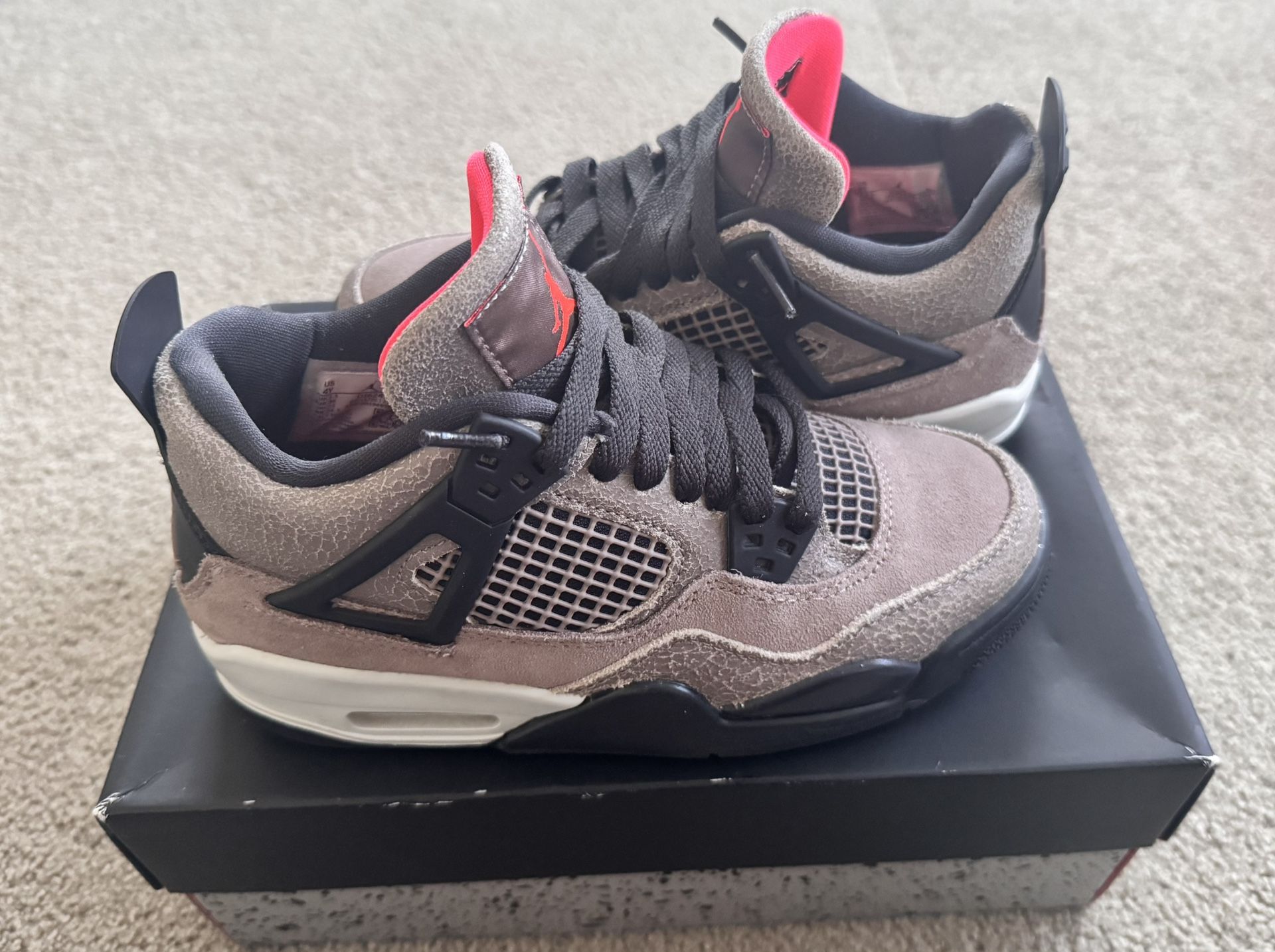 Taupe Haze Jordan 4 Retro (GS) Size 4Y