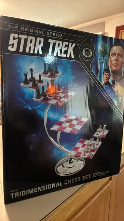 Star Trek tridimensional chess set