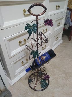 Wine rack holder for 6 bottles
