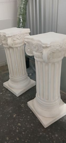 ​Pair of Classic Greek / Roman Style Decorative Pillars