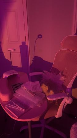 Nail Desk