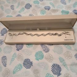 Bracelet. Diamond Accent