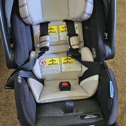 Graco Infant Car Sear