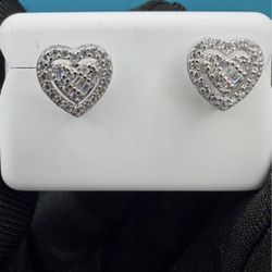 # 98- Moissanite Heart-Shaped Stud Earrings