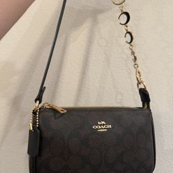 Coach Nolita 19 In Signature Canvas! No Trades 