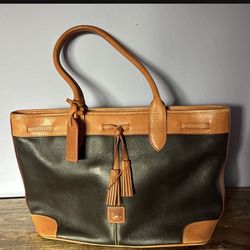 Dooney and Bourke purse