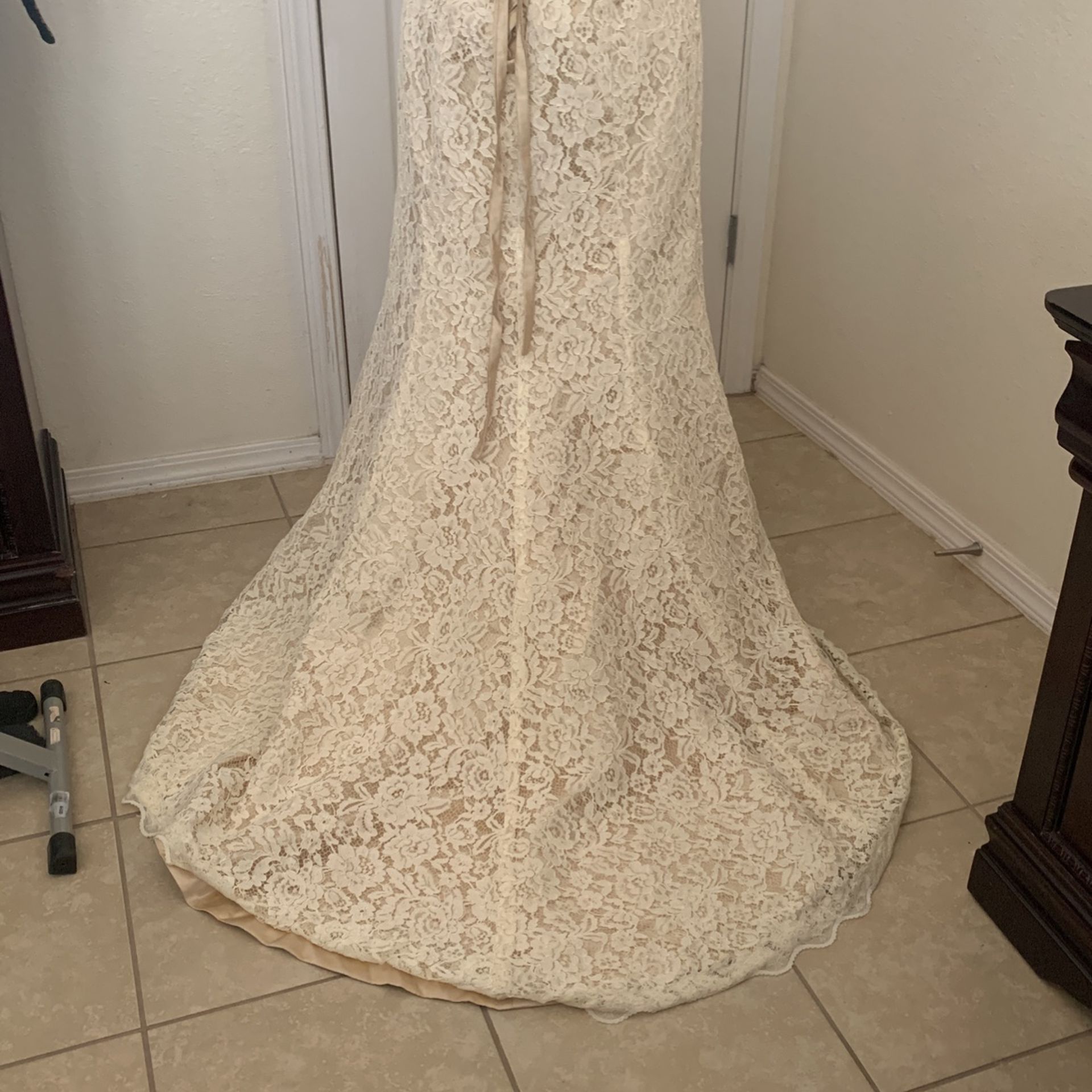 Ivory Wedding Dress Size  16