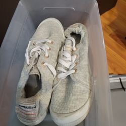 Tommy Bahama Slipon Shoes Size 9