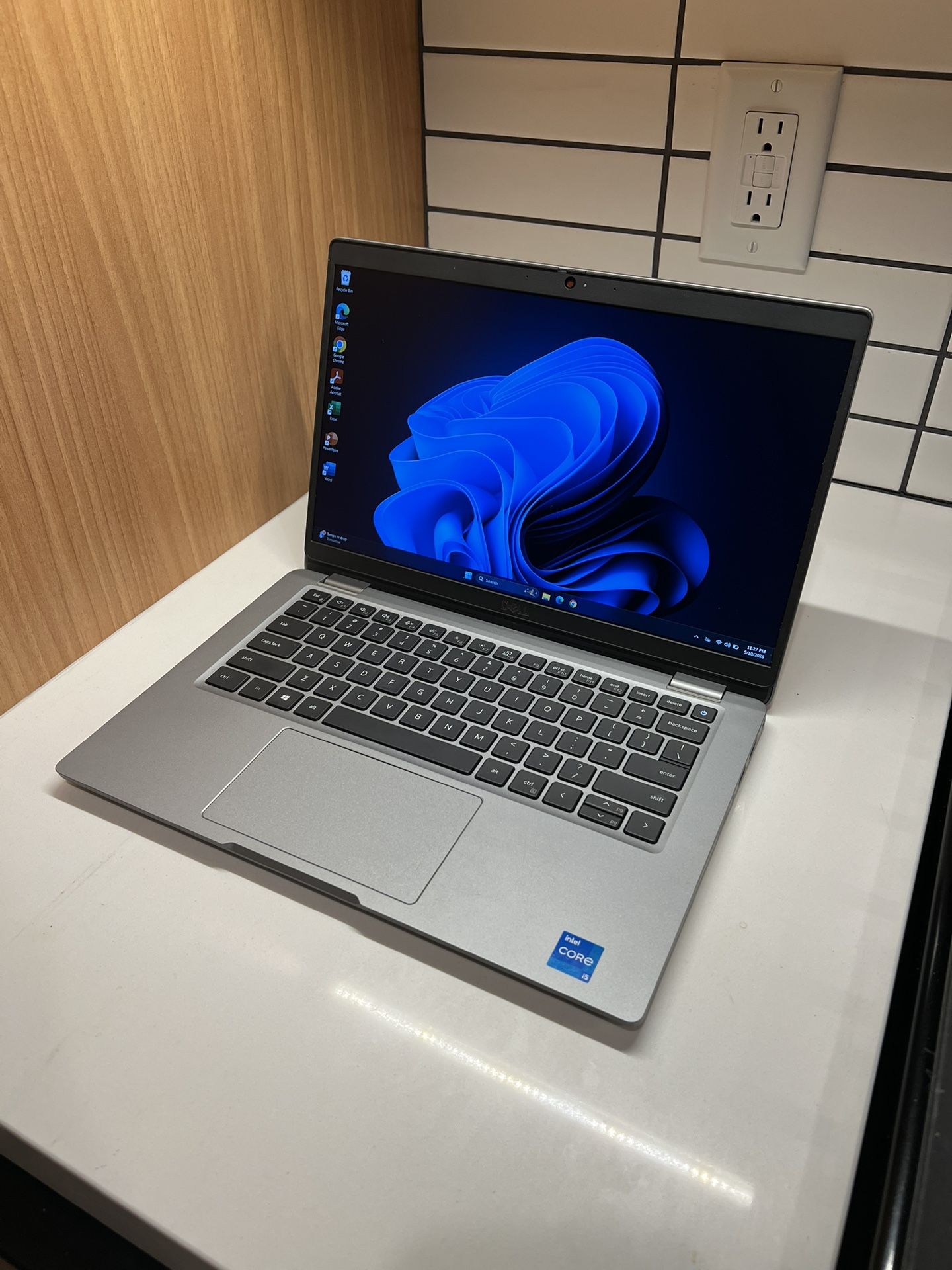 Dell Latitude 5320 - i5 | 16 GB RAM | 256 GB Storage | 13” | Office 2021 Activated